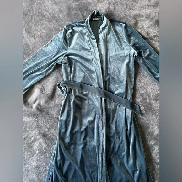 Velvet women’s robe size S - Picture 7 of 8